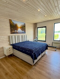 Štýlový hausbót na Dunaji je na predaj - 9