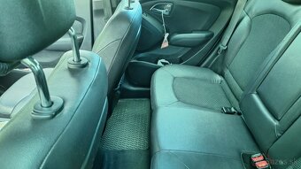 Hyundai ix35 rok 2013 1.7 - 9