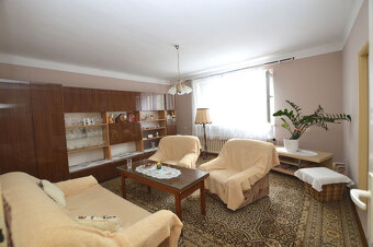 3izb RD, Pezinok, tichá ulička, časť Cajla, pozemok 6,4á, vš - 9