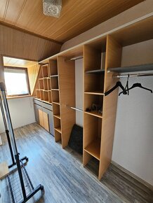 Veľkorysý 5 izbový rodinný dom Nová Dubnica - Veľký Kolačín - 9