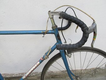 Predám starý bicykel Favorit. - 9