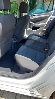 Volkswagen Passat 2.0 TDI EVO Business DSG - 9
