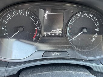 Havarovaná Škoda Fabia kombi 1.4TDI - 9