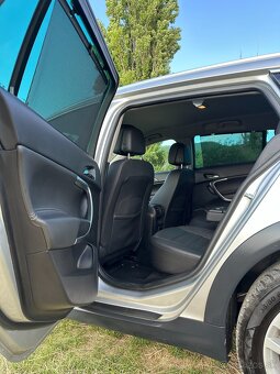 Opel Insignia Country Tourer 4x4 - 9