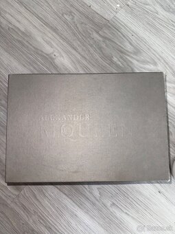 Alexander Mcqueen - 9