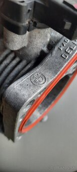 Škrtiaca klapka, sanie bmw e36 316i 318i - 9