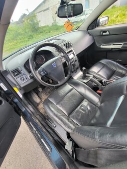Volvo v50 2008 - 9