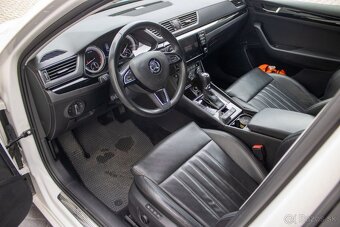 Škoda Superb Combi 2.0 TSI 4x4 L&K DSG - 9