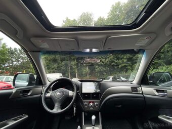 Subaru Forester 2.0i 110kW 4x4 automat klima tempomat 164tkm - 9