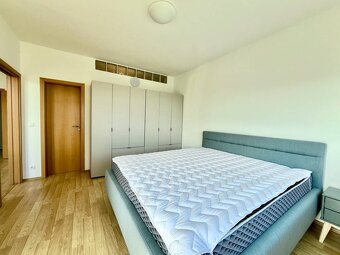 Prenájom 3-izbového bytu s podzemnou garážou – Bratislava, v - 9