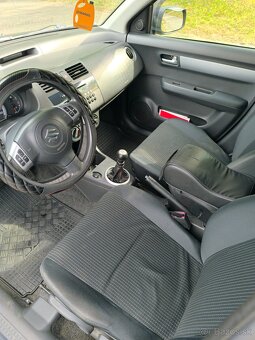 Suzuki Swift 1.5 - 9