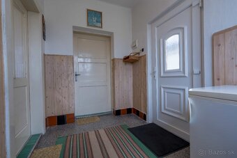 NA PREDAJ: Rodinný dom so záhradou v Rohožníku - 9