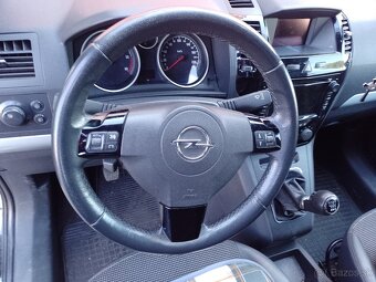 Predám Opel Zafira 1.9.diesel 110kw r.v.2009 - 9