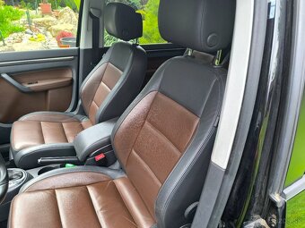 Predám VW Touran 1.6 TDI 77 kw AT /7 rok: 2013 - 9