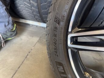 Zimne kolesa Mercedes + Michelin 19” - 9