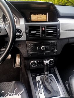 Mercedes Benz 4x4 - 9