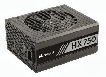 Predám PC skrinku so sieťovým zdrojom HX750 - 9