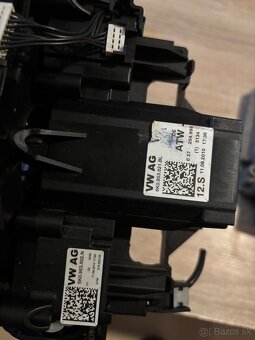 ŠKODA OCTAVIA 2 náhradné diely - 9