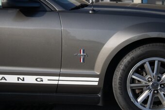 Ford Mustang 155kW (2004) - 9