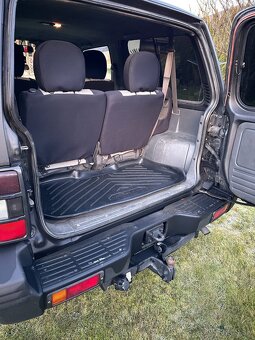 Mitsubishi Pajero - 9