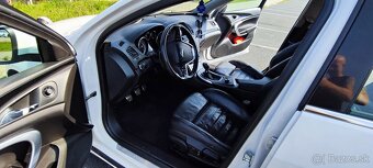 Opel Insignia 2.0 CDTI 118kw r.v.2009 - 9