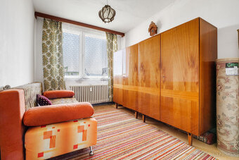 REZERVOVANÝ | 3 izbový byt s loggiou | Severná | Moldava n/B - 9