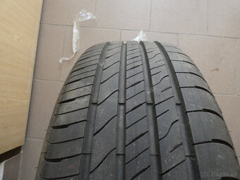 Predám pneumatiky goodyear efficientgrip performance - 9