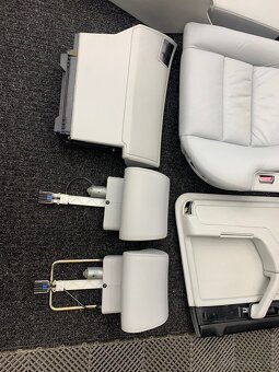 Biely interiér pre bmw e32 long - 9