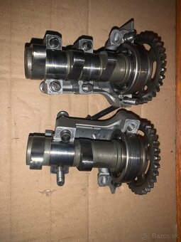 Rozpredám Yzf 426 - 9