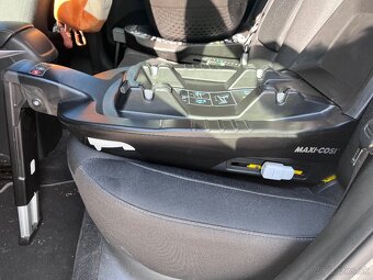 Vajíčko + pokračovacia autosedačka + isofix MAXI-COSI - 9