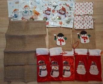 Vianoční škriatkovia,anjelikovia,háčkované ozdoby,pohľadnice - 9