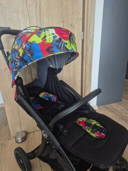 Skvelý kočík do lietadla aj do mesta - 9