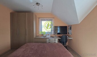Dvojpodlažný 5-izb. rodinný dom s bazénom v Senci - 9