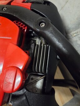 Jonsered CS 2250 S motorova pila top stav - 9