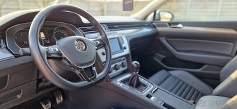 VW Passat Alltrack 2.0TDI 4x4 - 9