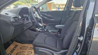 Hyundai i30HB 1,0 TGDi 6MT FAMILY - 9