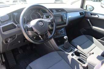 Volkswagen Touran 1,6 TDi 85 kW COMFORTLINE - 9