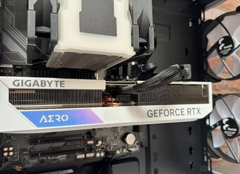 i7 13700K\32GB\RTX 4070Ti\SSD\1000W Zdroj - 9