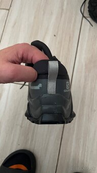 Predám pánske turistické topánky Salomon X Reveal 2 GTX - 9