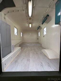 Vojenská maringotka A3S - 9