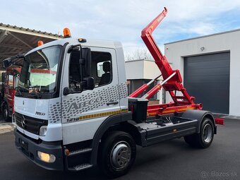 Mercedes Benz Atego 1218 hákový nosič kontajnerov - 9