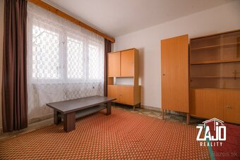 RD KOSTOLNÁ-ZÁRIEČIE V CENE BYTU I VÝBORNÁ LOKALITA - 9