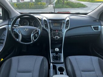 Hyundai i30 1.6i (88 kW), 2014 - 9
