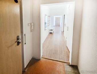 na prenájom pekný 3 izbový byt na Šafárikovej tr. Terasa - 9