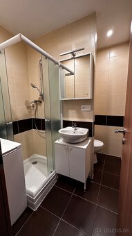 Moderne zrekonštruovaná garsónka v Hlohovci - 9