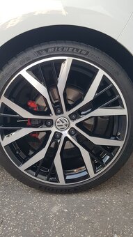 Vw Golf GTI MK7 - 9