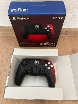 PS5 Dualsense Spider-Man 2 Limited Edition - 9