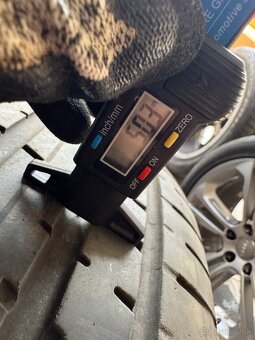 5x112 R19 ORIGINAL AUDi sada s pneu - 9