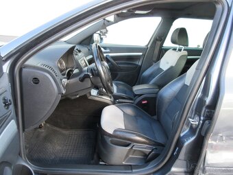 Škoda Octavia Combi 2.0 TFSI RS DSG - 9