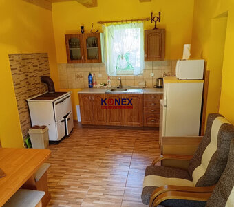 CHALUPA/Rodinný dom neďaleko Sniny – PARIHUZOVCE - 9